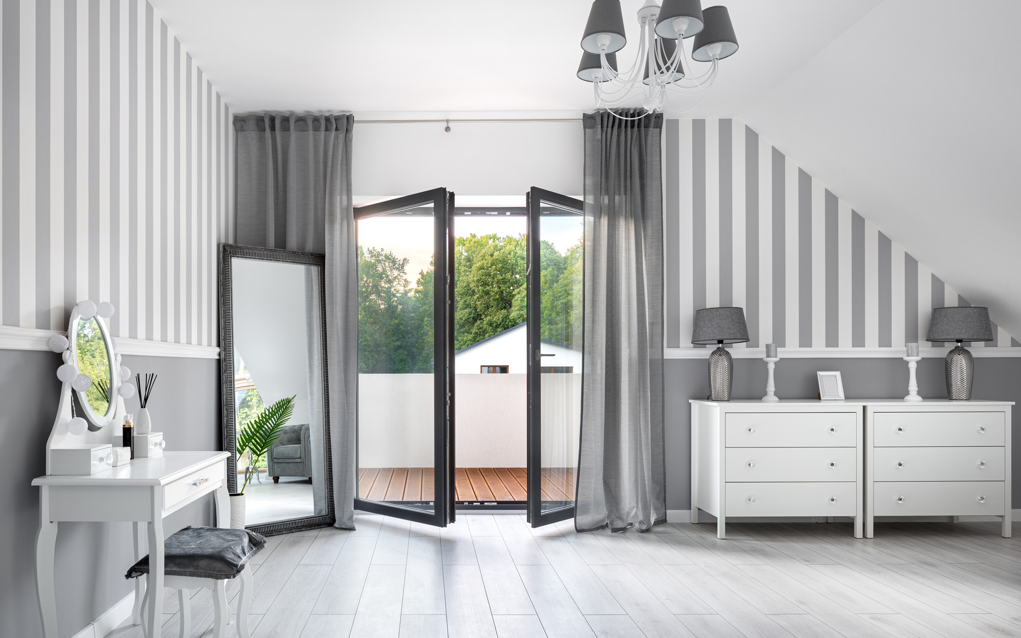 Custom Rooflights: Premium Aluminium French Doors/Sliding Doors Products